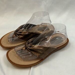 NWT BOC born concept Davila Copper Sandal 9 M/W